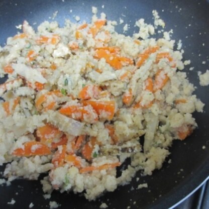 美味しくできました♪味のしみたごぼうがほんと美味！！美味しい卯の花どうもです(*^-^*)